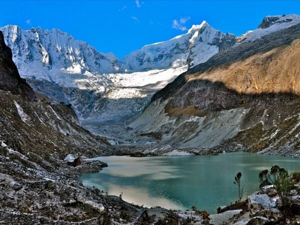 Laguna LLaca